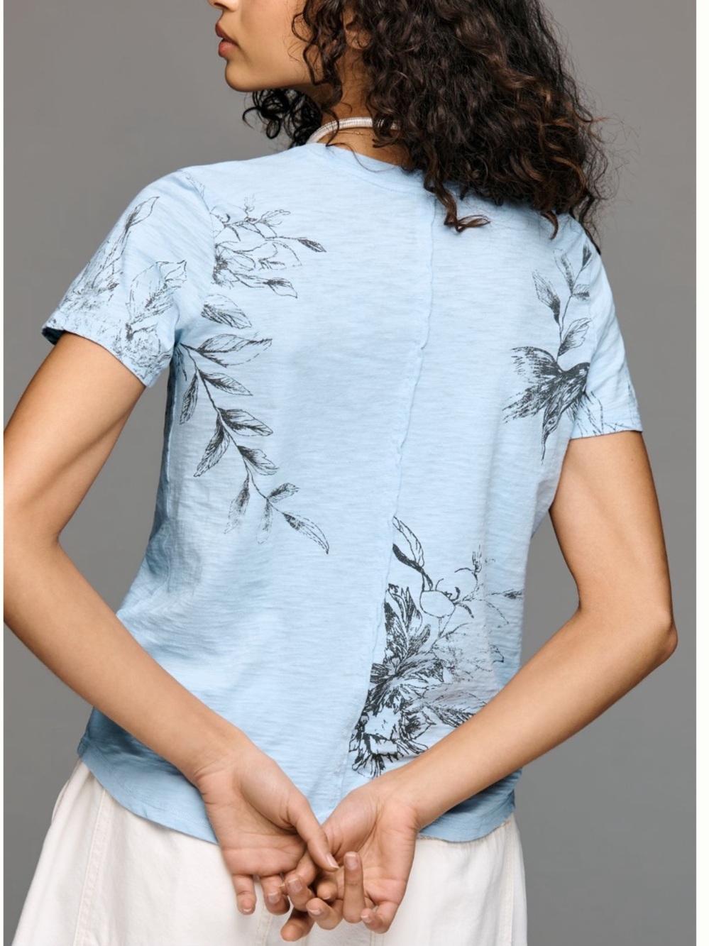 NWT Anthro Helen Dealtry Pilcro Bennie Cotton Slim Crew Neck Tee Birds Floral S - Picture 5 of 10